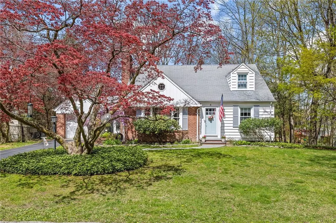 Cortlandt Manor, NY 10567,4 Birchwood LN