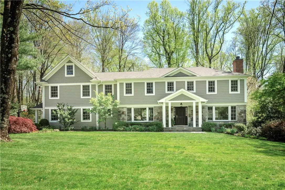 Armonk, NY 10504,21 Blair RD