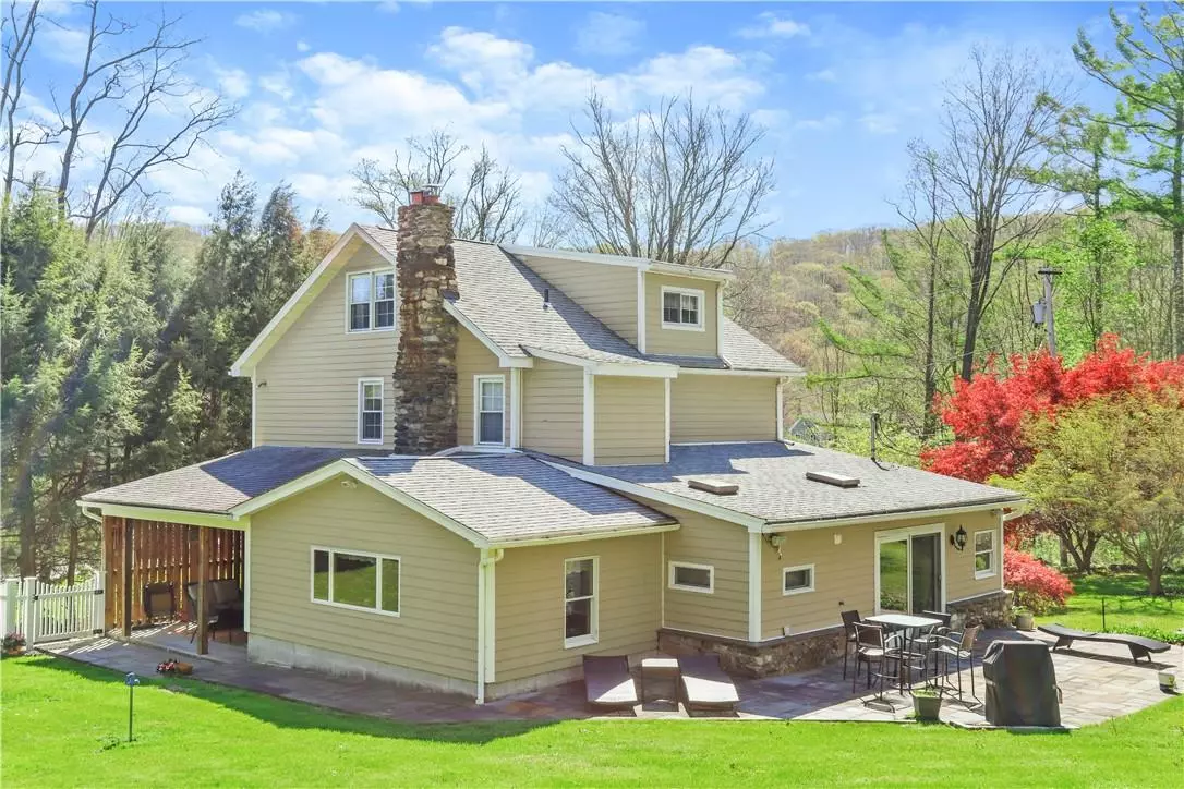 Patterson, NY 12563,51 Deacon Smith Hill RD