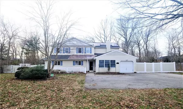 Miller Place, NY 11764,4 Wedgewood LN