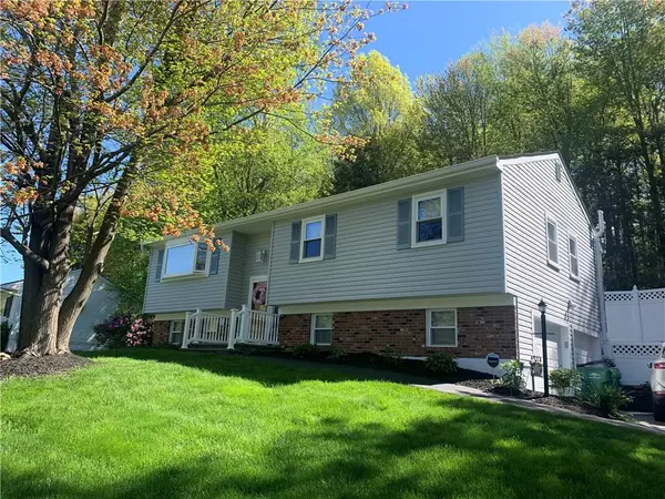 13 Baldwin DR,  Wappingers Falls,  NY 12590