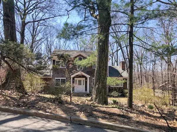 150 Mountain RD, Irvington, NY 10533