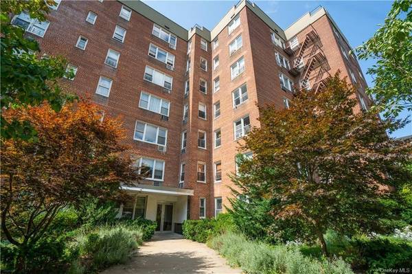 3475 Greystone AVE #7A,  Bronx,  NY 10463