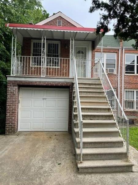 1237 Mace AVE, Bronx, NY 10469