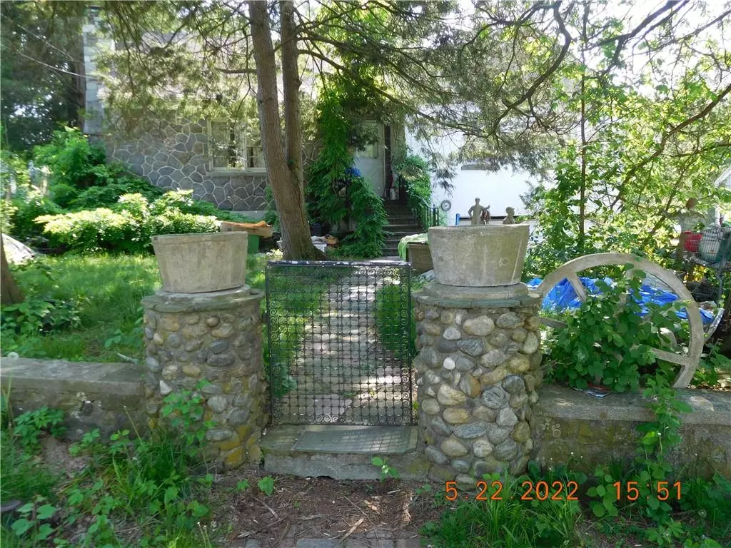 Mount Kisco, NY 10549,21 New Castle DR