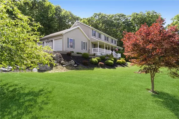 127 W Hook RD, Hopewell Junction, NY 12533