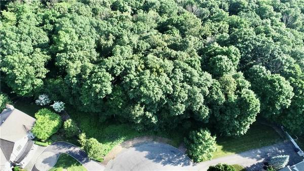 54 Heritage CT, Tuxedo Park, NY 10987