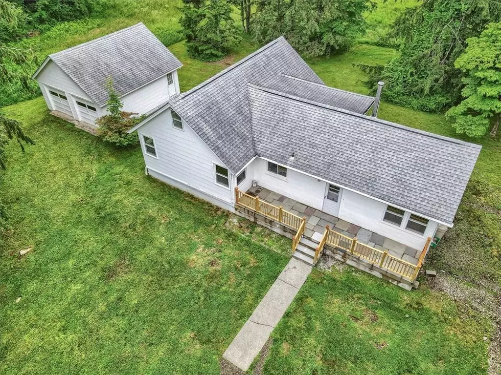Yorktown Heights, NY 10598,3048 Crompond RD