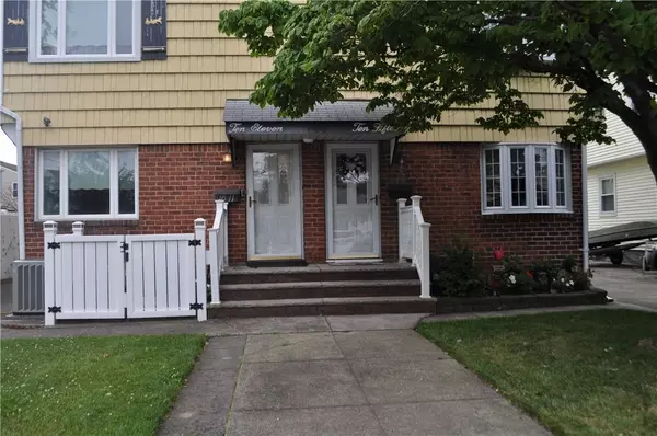 10-11 152nd ST, Whitestone, NY 11357