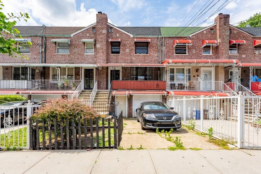 1144 E 214th ST, Bronx, NY 10469
