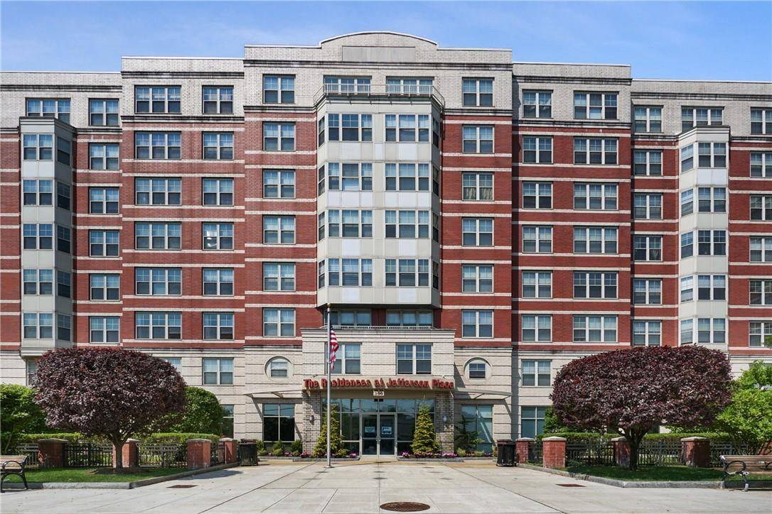 300 Mamaroneck AVE #305, White Plains, NY 10605