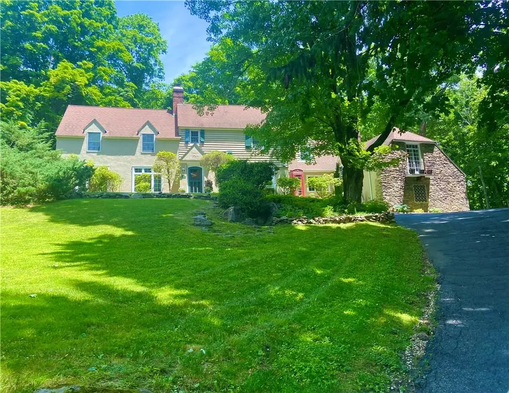 Chappaqua, NY 10514,36 Commodore RD