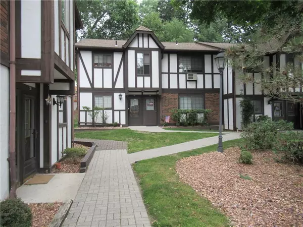 48 Brittany DR, Middletown, NY 10940