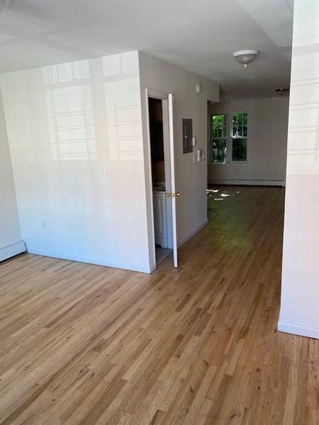 1033A Rev James Polite, Bronx, NY 10459