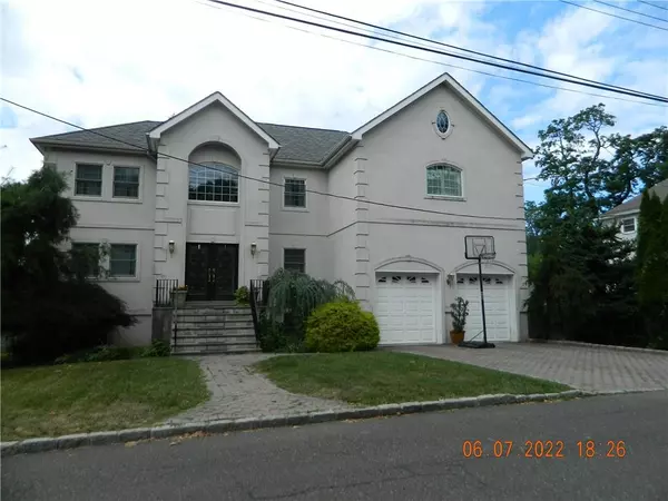 Dobbs Ferry, NY 10522,35 Atilda AVE