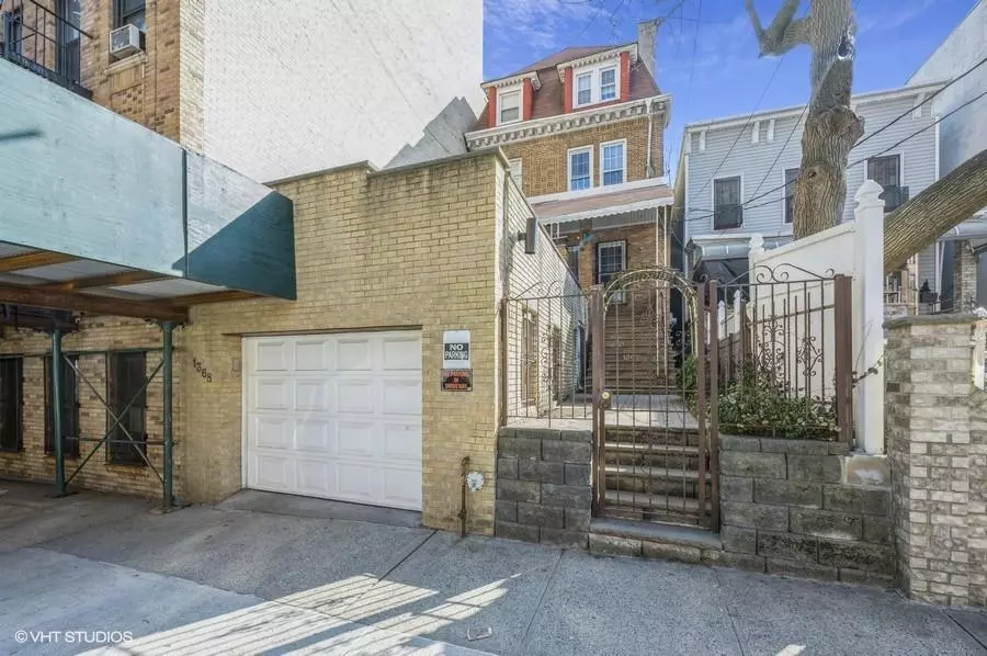 1368 Franklin AVE, Bronx, NY 10456