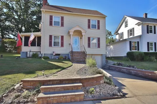 33 Royce AVE, Middletown, NY 10940