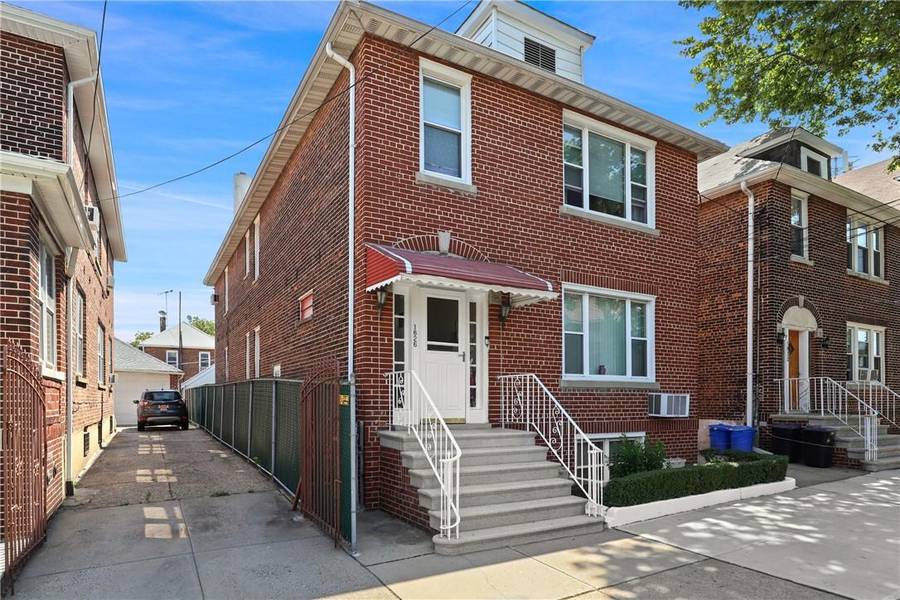 1826 Fowler AVE, Bronx, NY 10462
