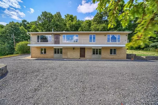 46 Hillside AVE, New Windsor, NY 12553
