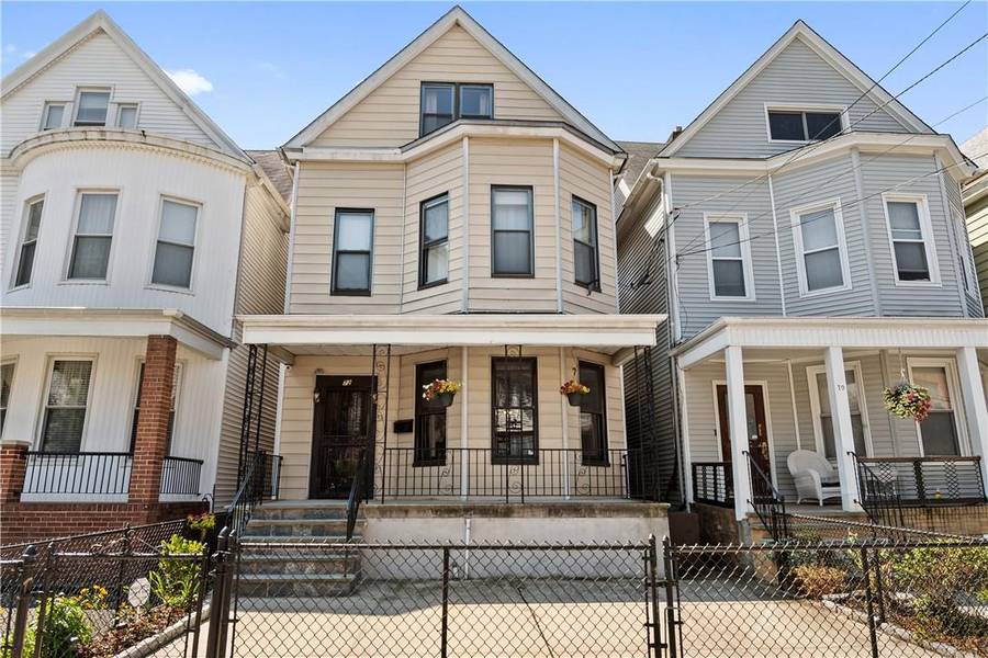 72 E 236th ST, Bronx, NY 10470