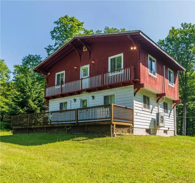 89 Lake Muskoday RD, Roscoe, NY 12776