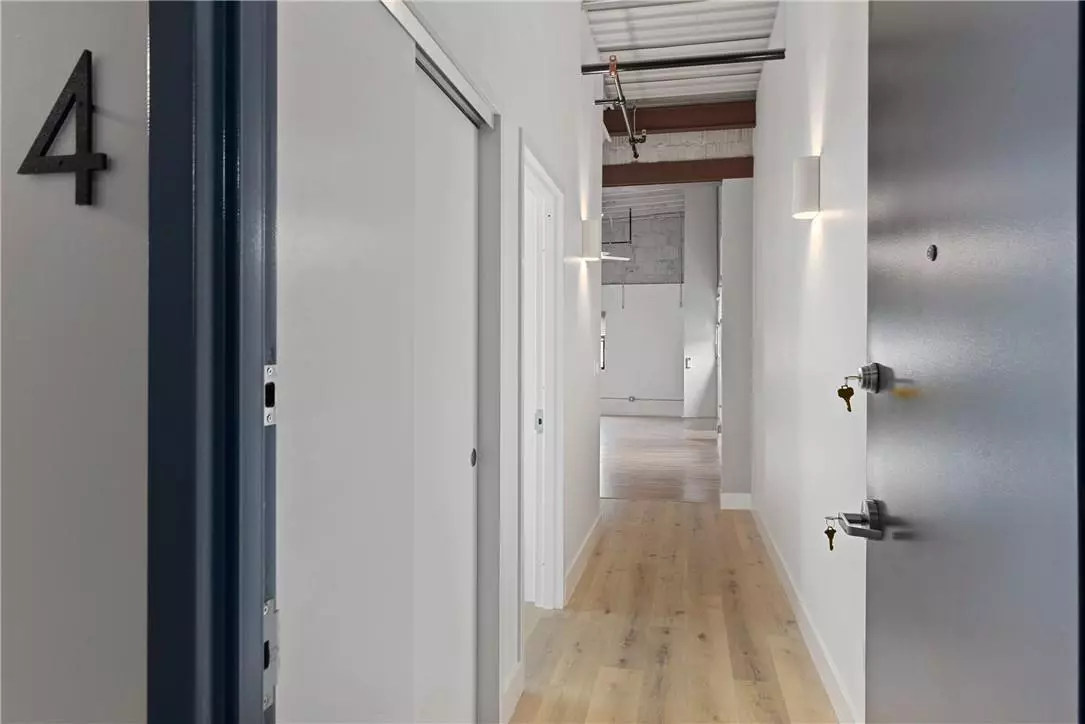 Port Chester, NY 10573,189 N Main ST #4