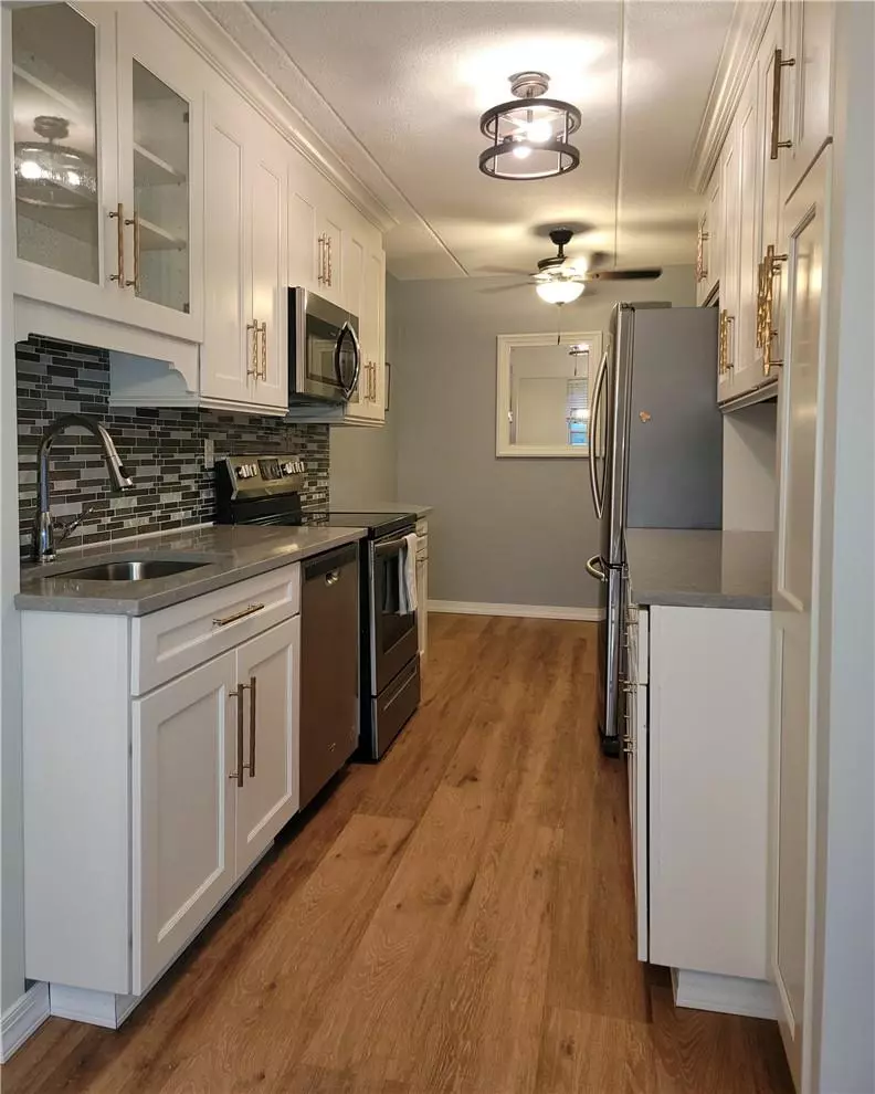 Suffern, NY 10901,35 Park PL #4N