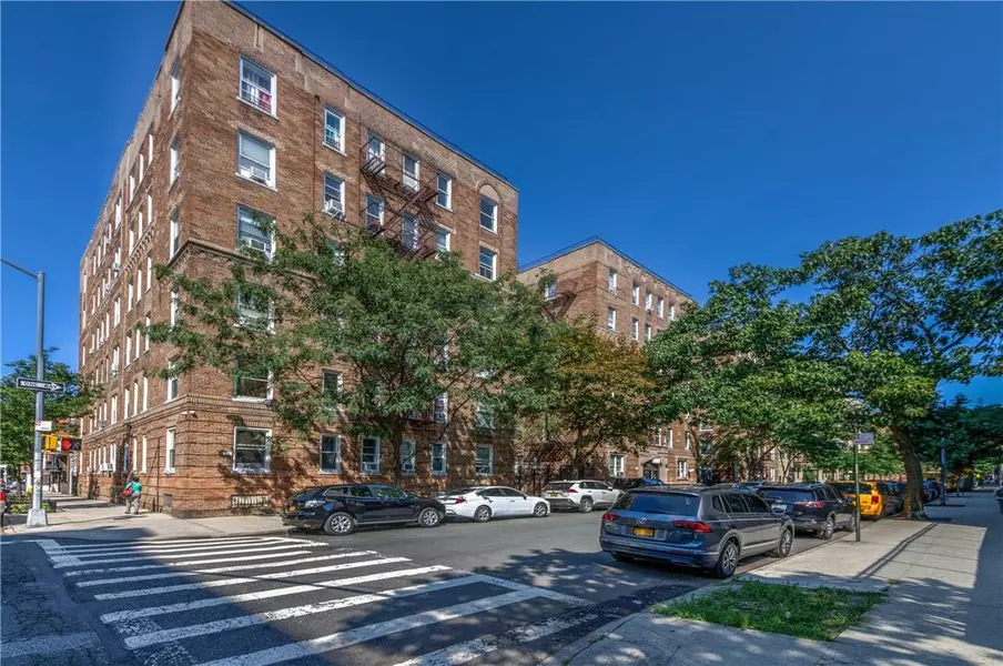 2081 Cruger AVE #1N, Bronx, NY 10462