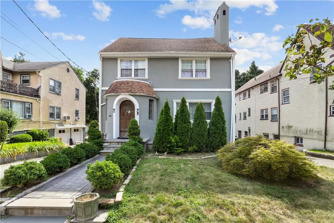 Mount Vernon, NY 10552,55 Vernon PL #1