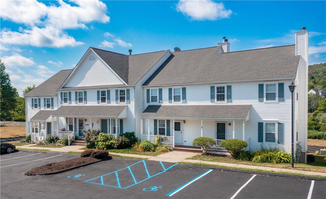 15 Washington CT, Pawling, NY 12564
