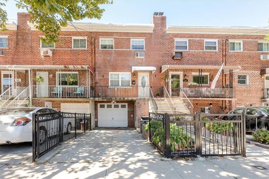 1013 Vincent AVE, Bronx, NY 10465