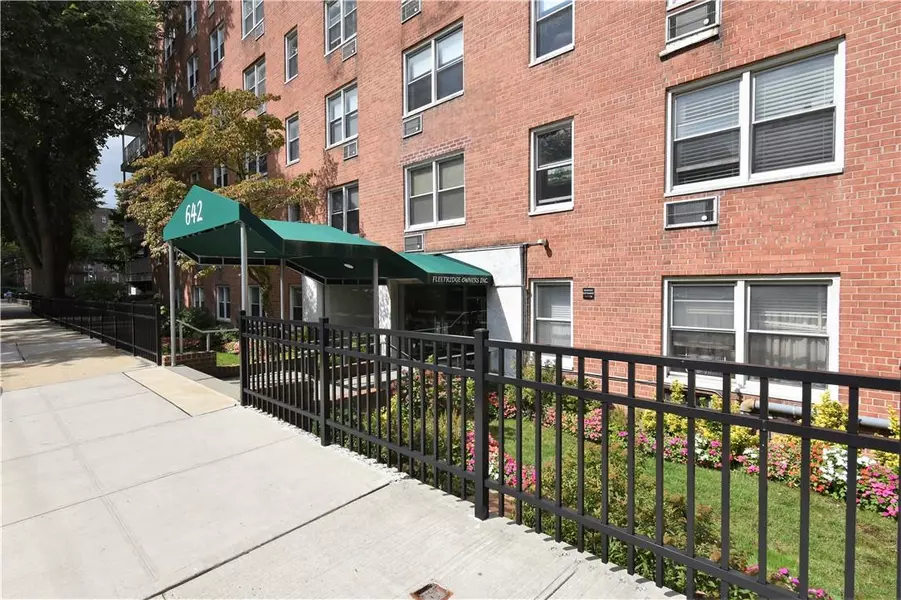 642 Locust ST #2H, Mount Vernon, NY 10552