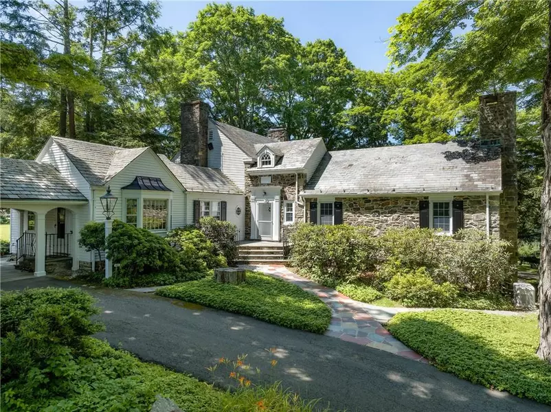 60 Pound Ridge RD, Pound Ridge, NY 10576