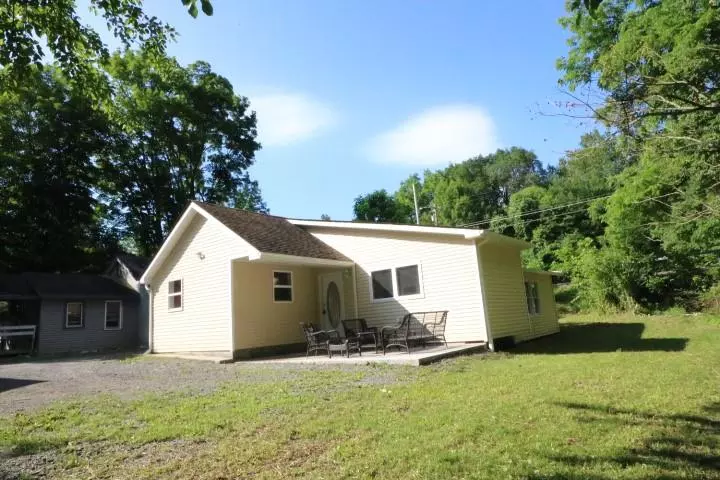 Pine Bush, NY 12566,3762 State Route 52