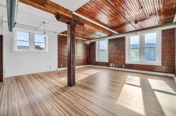 15 Railroad AVE #2A, Kingston, NY 12401