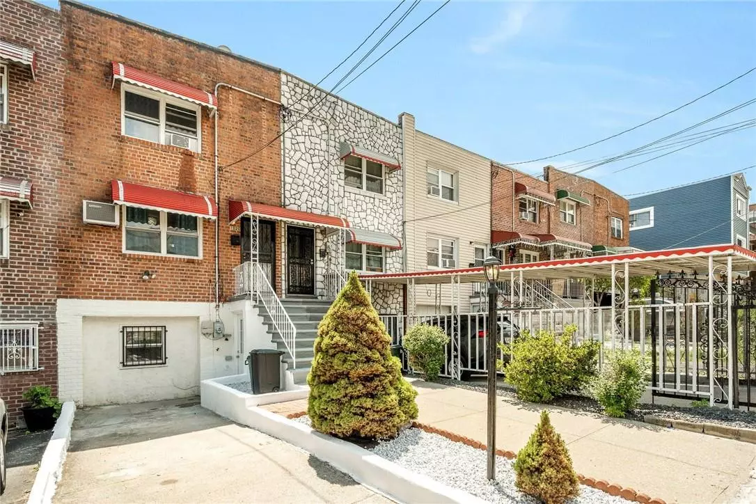 Bronx, NY 10466,1020 E 229th ST