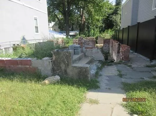 35 S 8th AVE, Mount Vernon, NY 10550