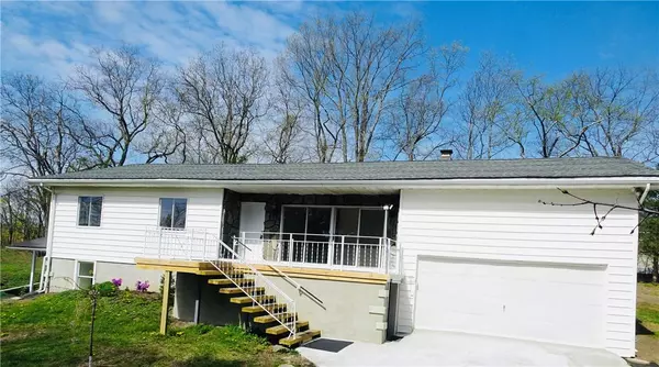 15 Hudson River RD, Saugerties, NY 12477