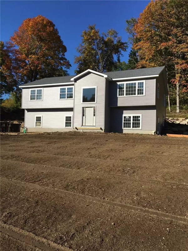 27 Fawn Ridge DR, Pawling, NY 12564