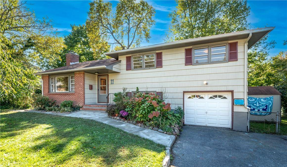 11 Gurnee AVE, Nyack, NY 10960