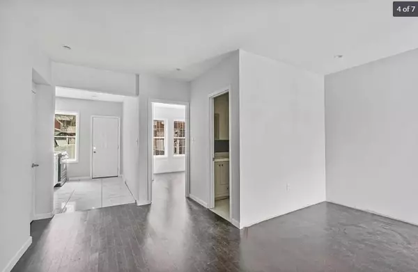 1050 E 226th ST, Bronx, NY 10466