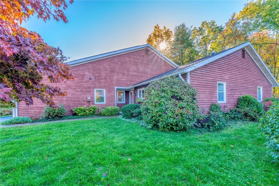 202 Van Kleecks LN, Kingston, NY 12401