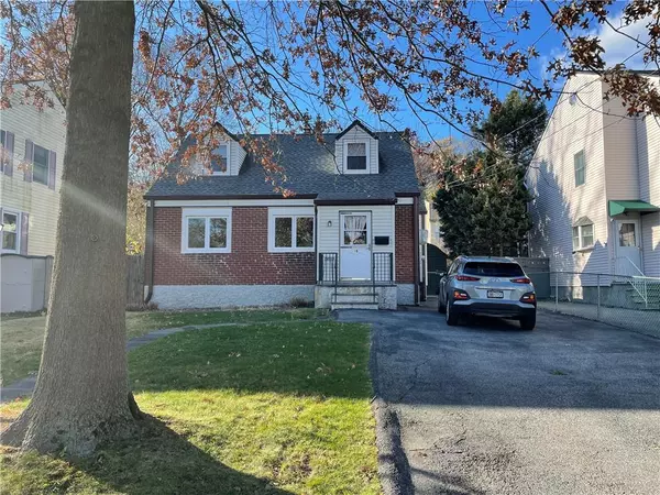 16 Curry RD, Hastings-on-hudson, NY 10706