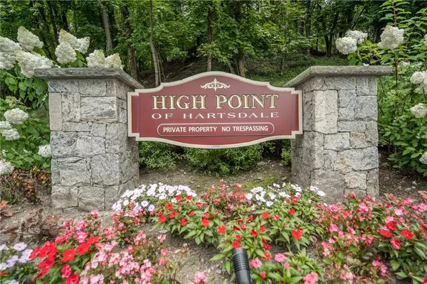 300 High Point DR #611, Hartsdale, NY 10530