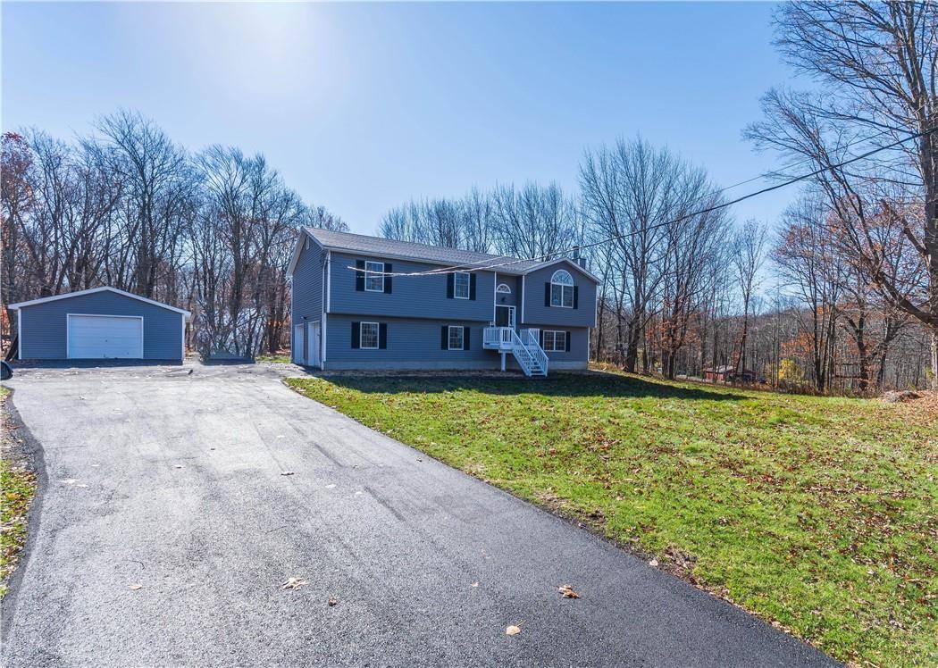 395 Mullock RD, Middletown, NY 10940