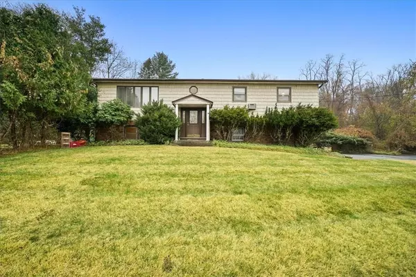 3 Wayne RD, Spring Valley, NY 10977