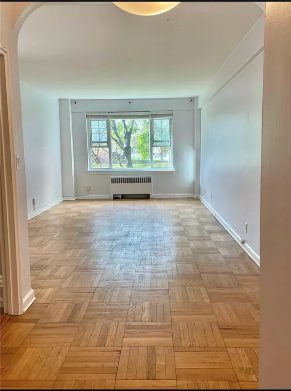 220 Pelham RD #1H, New Rochelle, NY 10805