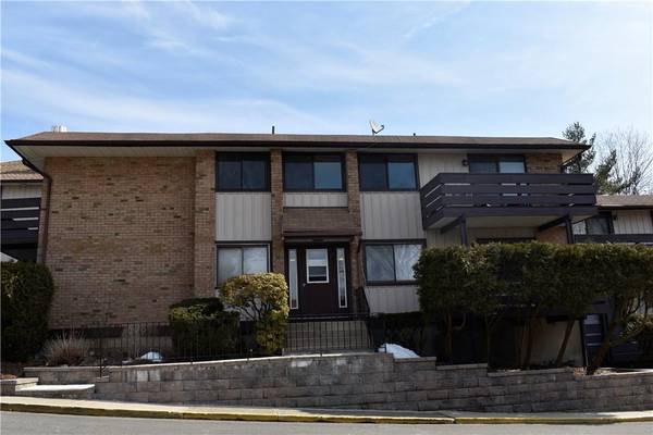 140 Sierra Vista LN, Valley Cottage, NY 10989