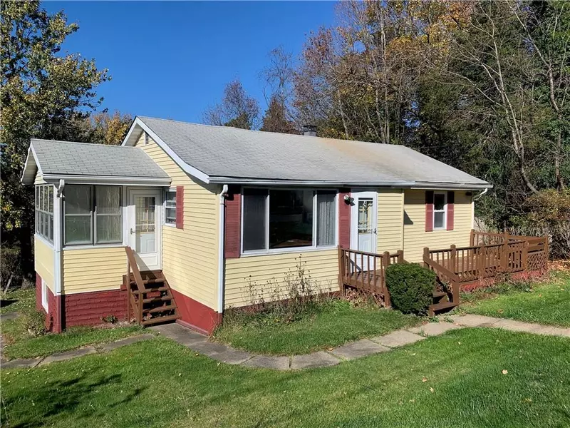 4 Edgewood TRL, Monroe, NY 10950