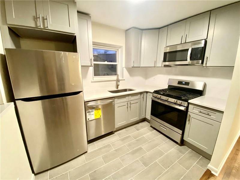 4159 Throggs Neck EXPY #2, Bronx, NY 10465